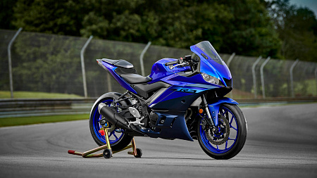 Мотоцикл Yamaha R3
